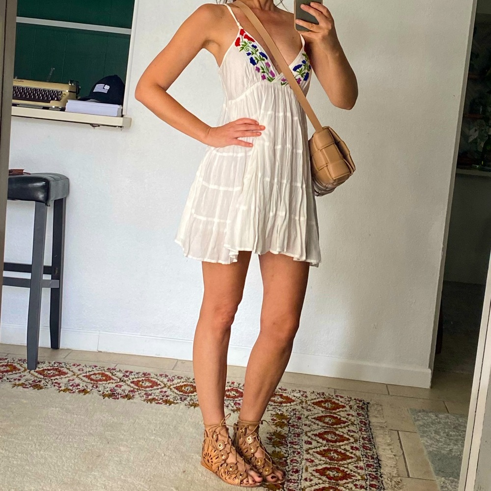 RAGA Babydoll dress, colorful embroidery, adjustable straps, Sz M